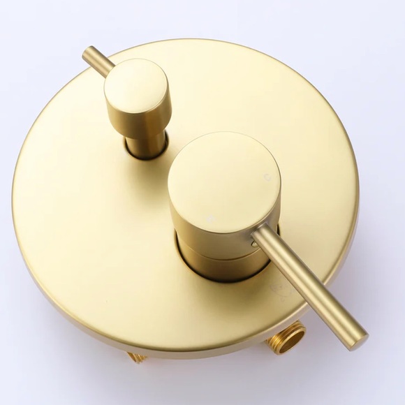 Rbrohant Brushed Gold Wall Mount Tub Faucet w Handheld Sprayer NWT - Picture 3 of 16